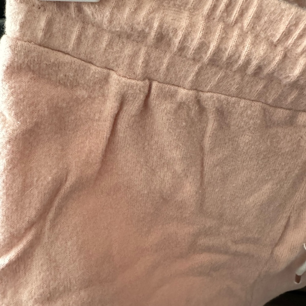 Volcom Pink Shorts - Picture 5 of 5